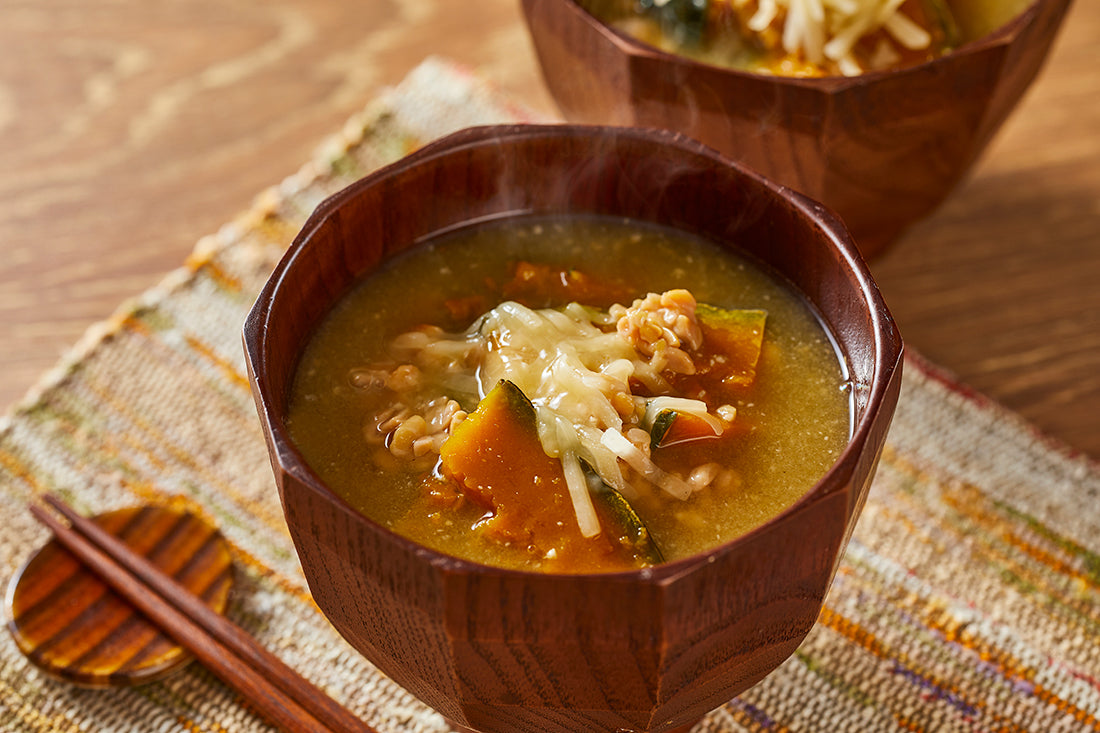 かぼちゃと納豆の味噌汁~チーズと共に~
